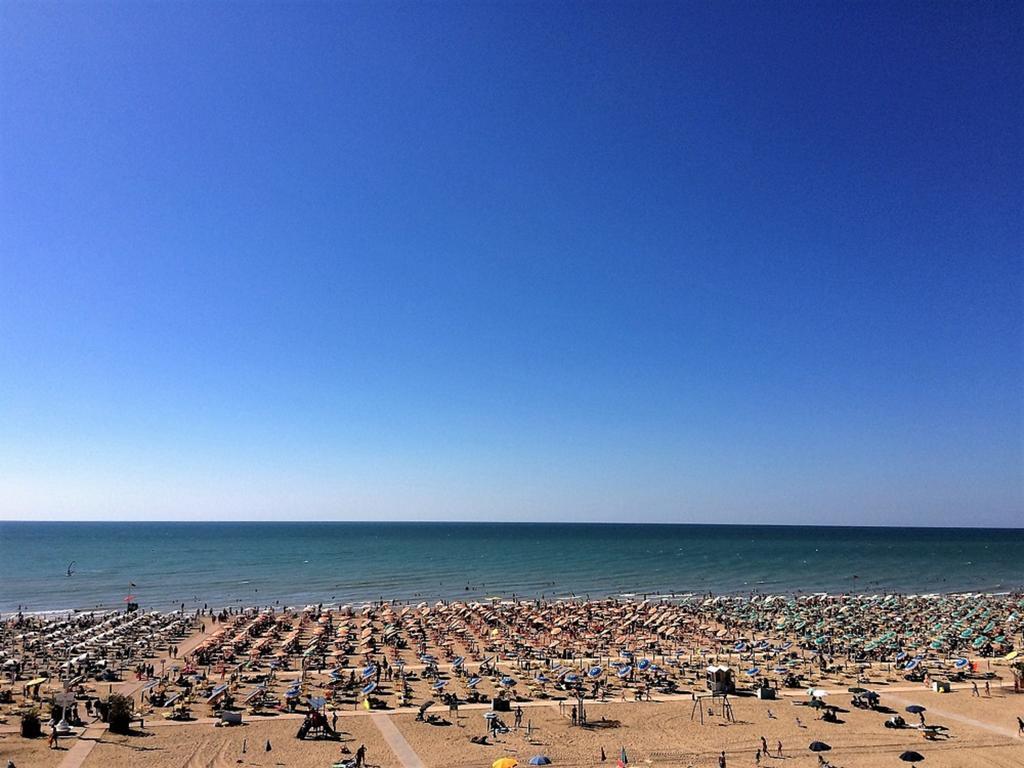 Reji - Appartamenti Bibione Exterior photo